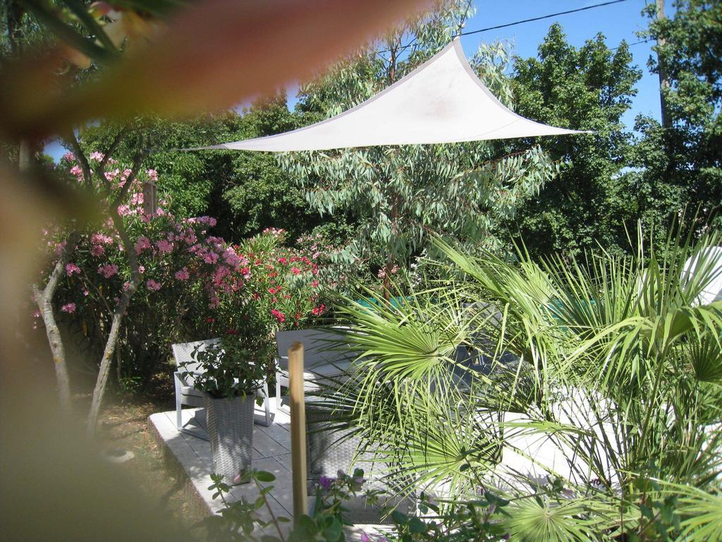 Le Clos Olives Comps  Chambre photo