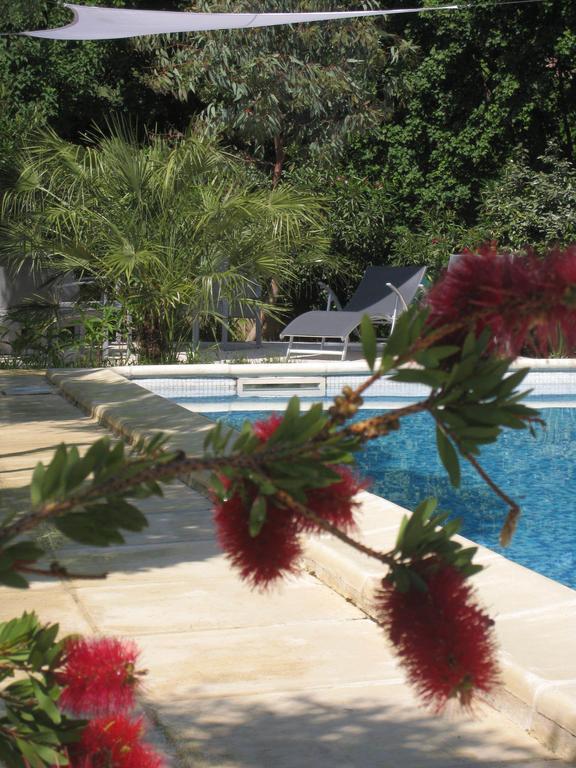 Le Clos Olives Comps  Chambre photo